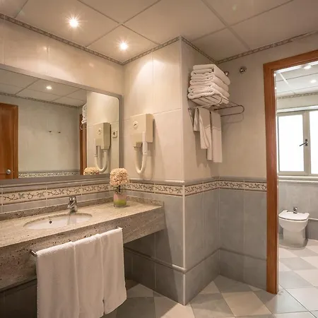 Rull Hotel 3*